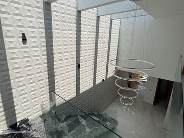 VEBTA DE CASA EN VALLE IMPERIAL DENTRO DEL COTO MAPLE