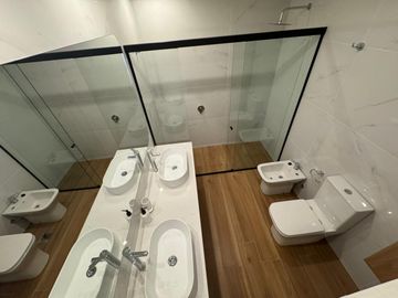 - Casa PH en Guemes Reciclada A Nuevo - Mar Del Plata- Cochera -