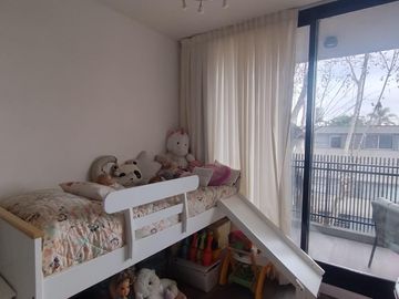Departamento 3 ambientes al frente con Balcón en el segundo piso en  Palermo - Pileta.