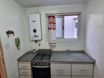 Departamento en Alquiler, 2 ambientes - Barrio Norte
