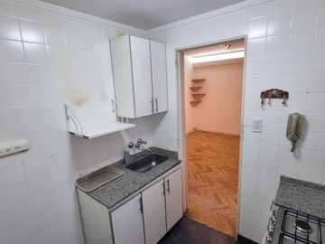 Departamento en Alquiler, 2 ambientes - Barrio Norte