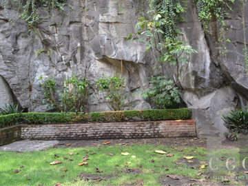 VIVE EN UNA FORTALEZA DENTRO DE LA CIUDAD, CASA EN RENTA EN COYOACAN