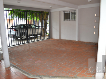 VIVE EN UNA FORTALEZA DENTRO DE LA CIUDAD, CASA EN RENTA EN COYOACAN