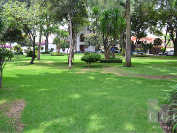 VIVE EN UNA FORTALEZA DENTRO DE LA CIUDAD, CASA EN RENTA EN COYOACAN