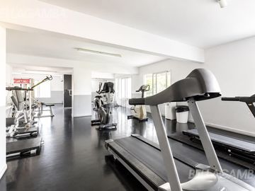 DEPARTAMENTO VENTA LOMAS DE NUÑEZ COCHERA BAULERA JARDIN