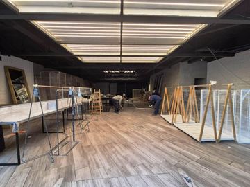 EXCELENTE LOCAL FOCO COMERCIAL - 2 PLANTAS - 756 m2