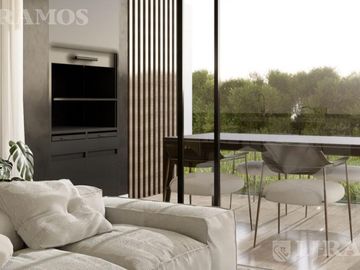Townhouse de 2 dormitorios en venta en Condominio Privado en Benavidez