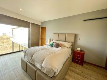Espectacular casa en venta La Loma Golf con elevador