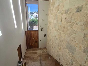 Casa en venta La Loma Golf con Alberca y espectaculares acabados