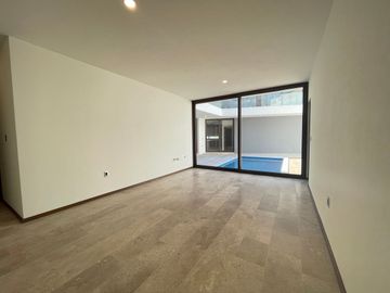 Espectacular Casa en venta La Loma Golf con alberca