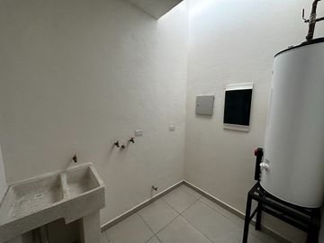 Departamento de dos plantas en Espacio Chapalita
