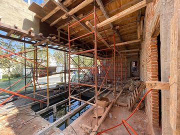 Casa en preventa La Loma Golf con alberca y excelentes acabados