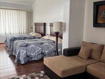 Espectacular Casa en venta La Loma Golf con alberca techada