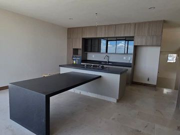 Espectacular casa en preventa La Loma Golf con alberca