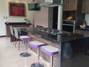 Espectacular casa en venta La Loma Golf
