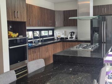 Espectacular casa en venta La Loma Golf