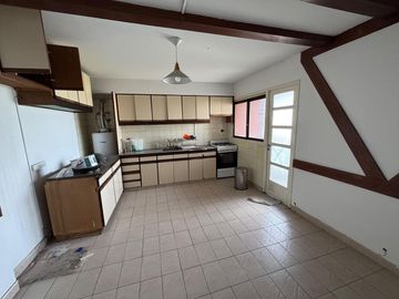 Departamento en Venta con Cochera y Baulera, 5 Ambientes, en Belgrano, Capital Federal