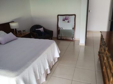 CASA EN RENTA AMUEBLADA EN EL MIRADOR, QUERETARO
