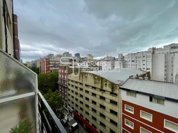 VENTA Departamento 3 ambientes con balcón terraza en el centro de Mar del Plata