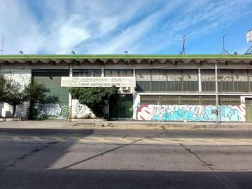 Depósito de 3700 m2 en Venta - Ciudadela Tres de Febrero