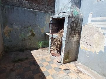 Casa interna única a reciclar, España y Hospitales, Rosario