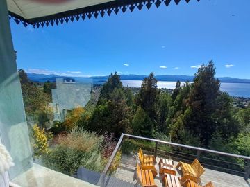 Petit Hotel espectacular vista al lago Cerro Otto Parque Faldeo km 6