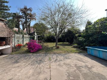 Venta casa de 2 dormitorios en zona sur A reciclar