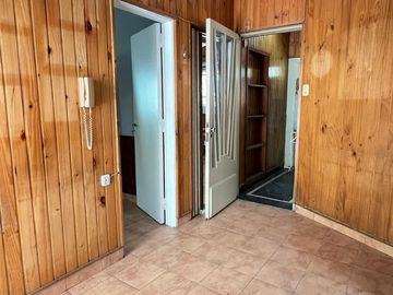 Venta casa de 2 dormitorios en zona sur A reciclar