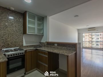 VENTA MONOAMBIENTE CON BALCÓN, PILETA Y PARRILLA EN FLORES