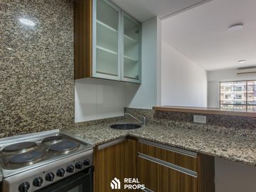 VENTA MONOAMBIENTE CON BALCÓN, PILETA Y PARRILLA EN FLORES