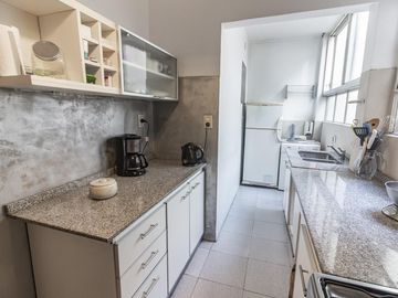 VENTA DEPARTAMENTO 3 AMBIENTES CON BALCON  EN FLORES  | APTO CREDITO