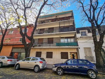 VENTA DEPARTAMENTO 3 AMBIENTES CON BALCON  EN FLORES  | APTO CREDITO