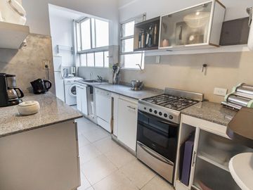 VENTA DEPARTAMENTO 3 AMBIENTES CON BALCON  EN FLORES  | APTO CREDITO