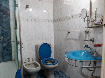 Venta PH sin expensas en Flores
