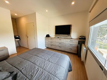Venta - Casa de tres dormitorios a la venta en Tierra Nueva, Fisherton, Rosario