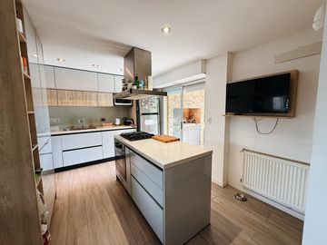 Venta - Casa de tres dormitorios a la venta en Tierra Nueva, Fisherton, Rosario