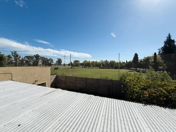 Venta - Casa de tres dormitorios a la venta en Tierra Nueva, Fisherton, Rosario