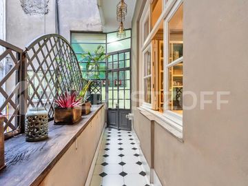 Semipiso Frances en Venta a metros de Plaza Lbertad