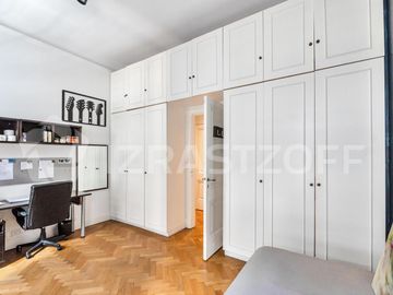 Semipiso Frances en Venta a metros de Plaza Lbertad