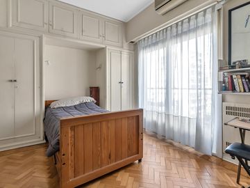 Departamento en venta de 3 dormitorios con terraza. Piso alto en Belgrano