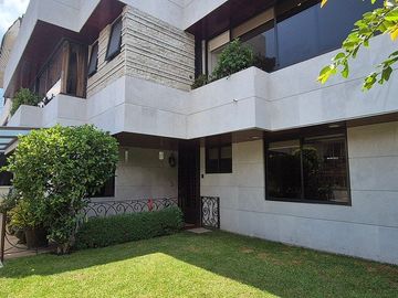 Casa en Venta en Lomas de Tecamachalco
