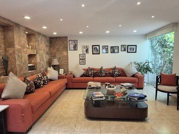 Casa en Venta en Lomas de Tecamachalco