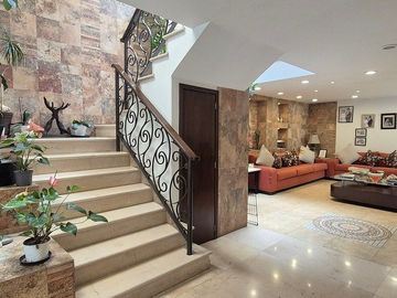 Casa en Venta en Lomas de Tecamachalco