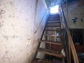 Casa en Venta para reciclar de 2 dormitorios en Barrio Parque.