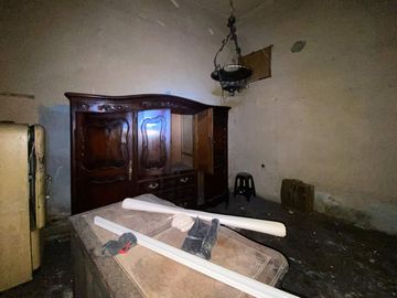 Casa en Venta para reciclar de 2 dormitorios en Barrio Parque.