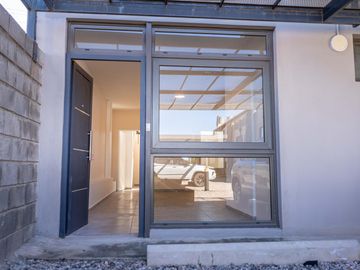 Departamento en Venta en Housing Zona Sur, un dormitorio con cochera, seguridad y SUM