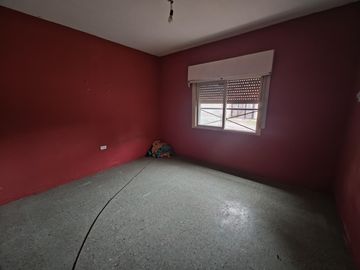 Casa con Local en venta en G. Catan