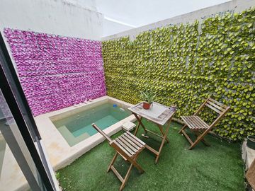 TH AMUEBLADO DE DOS HABITACIONES CON ALBERCA EN PRIVADA