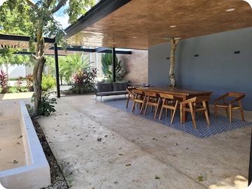 TH AMUEBLADO DE DOS HABITACIONES CON ALBERCA EN PRIVADA