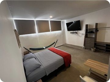 TH AMUEBLADO DE DOS HABITACIONES CON ALBERCA EN PRIVADA